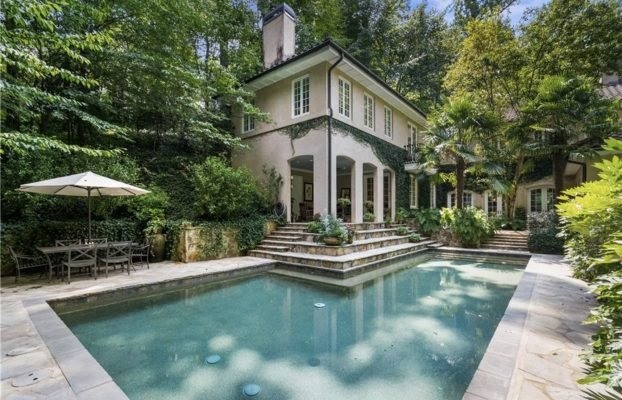 Premium on Atlanta Homes