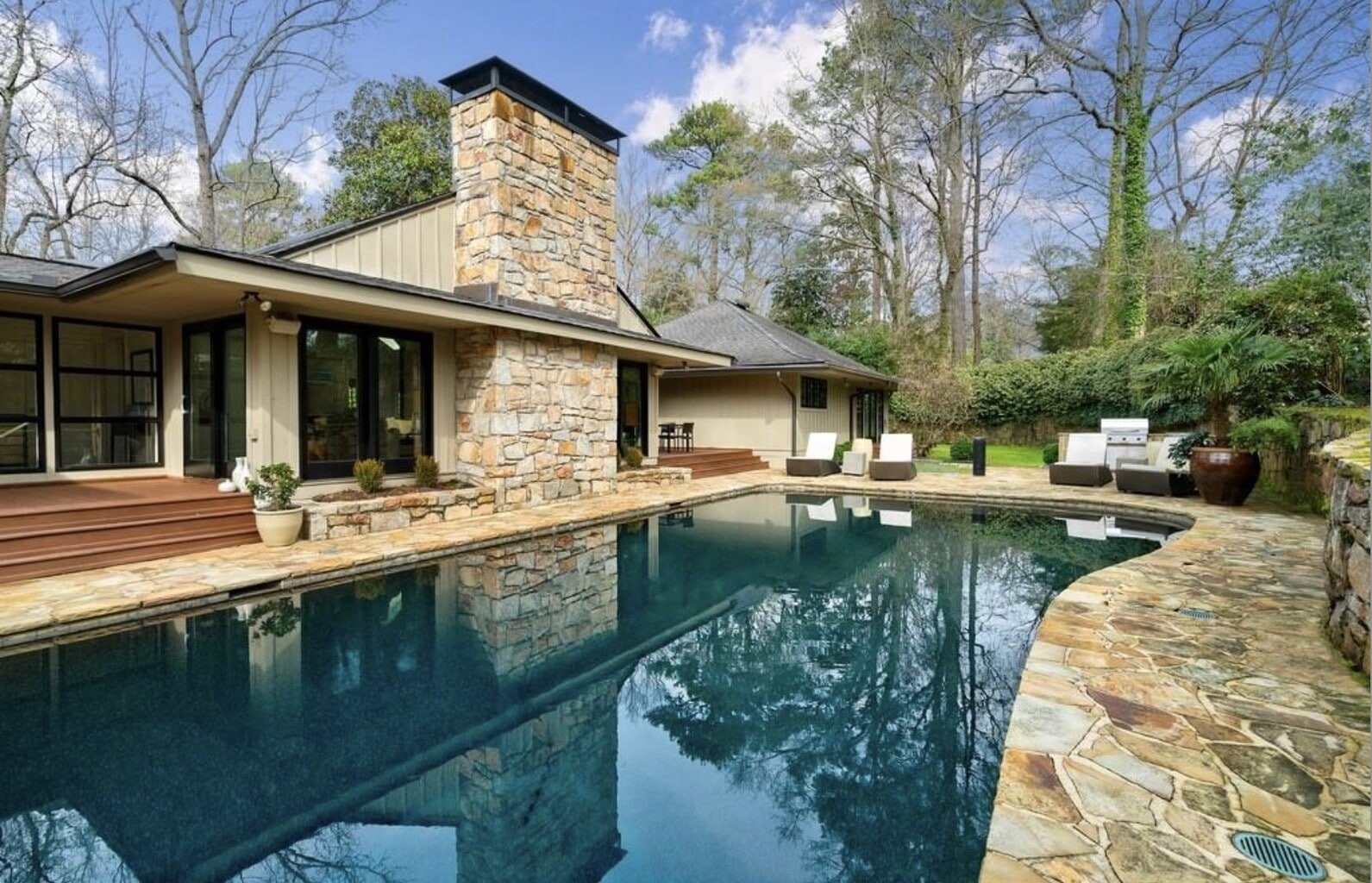 Premium on Atlanta Homes